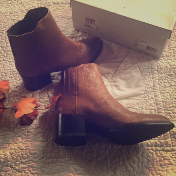 Calvin Klein Booties 🌻 - Picture 3 of 8